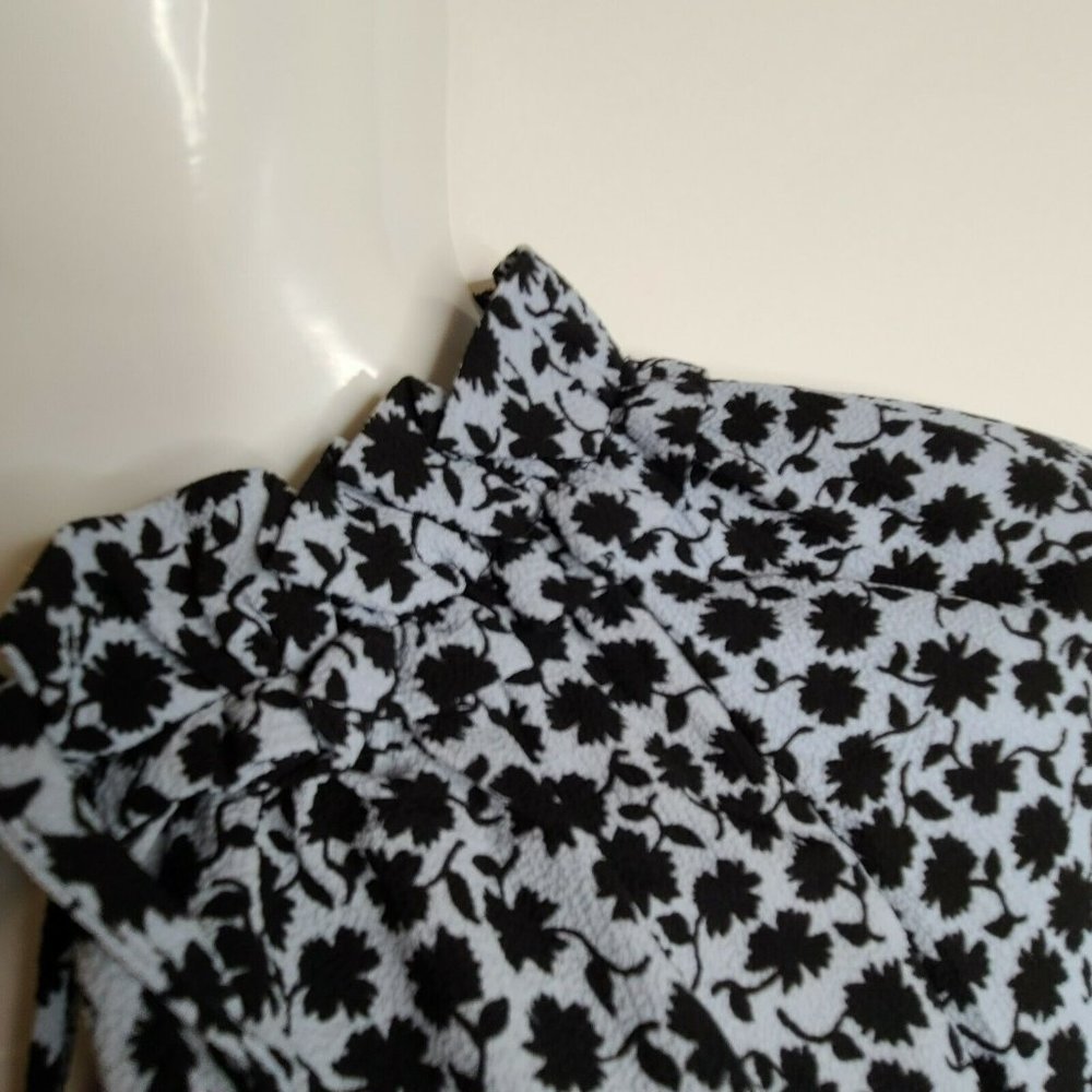 NWT H&M Floral Shift Dress Ruffle Collar Sz 4 Pockets Keyhole Tie Neck Navy Blue - Picture 5 of 12